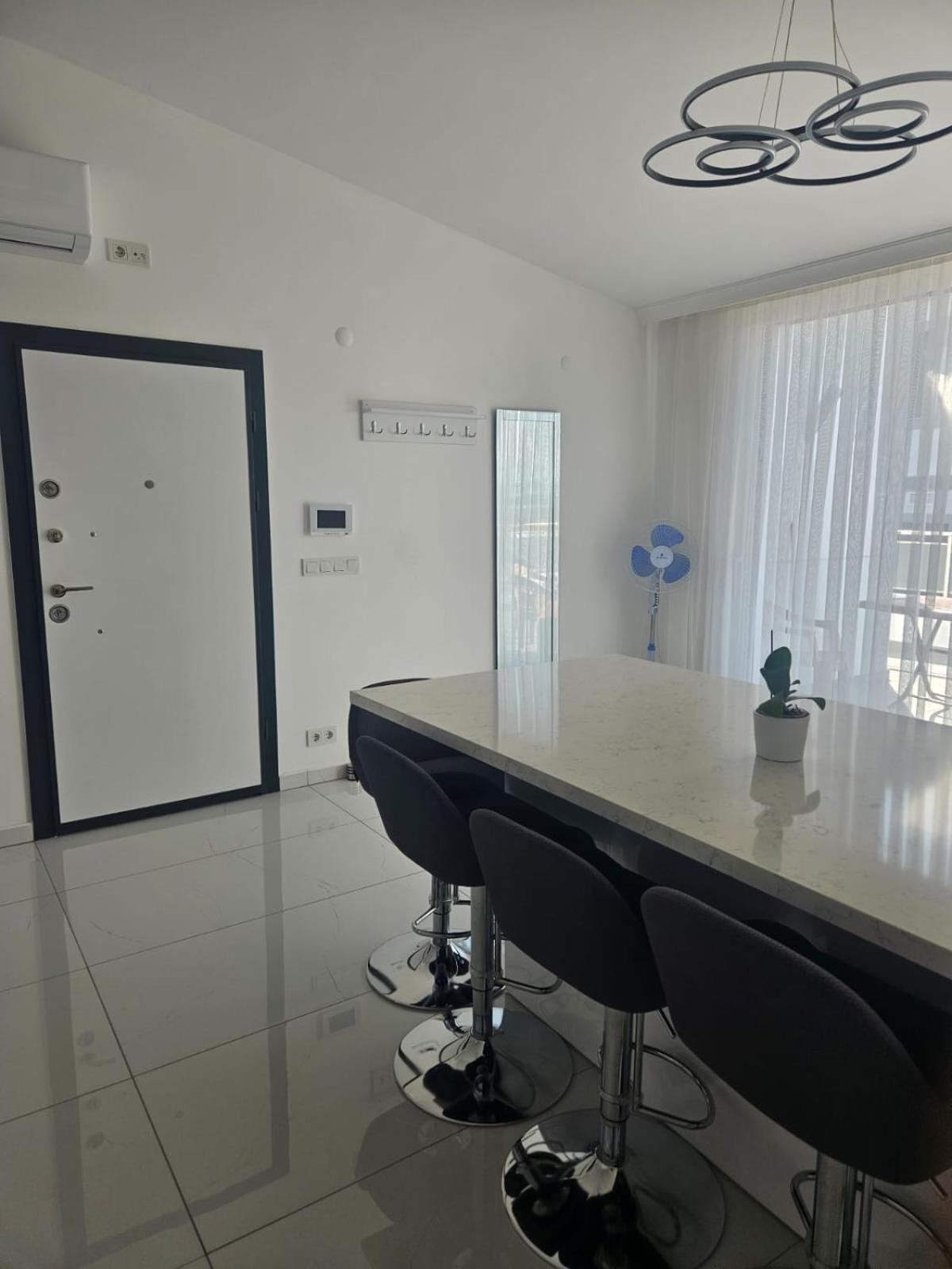 Modern Apartment In Very Quiet Location In Darica, Istanbul Exteriör bild